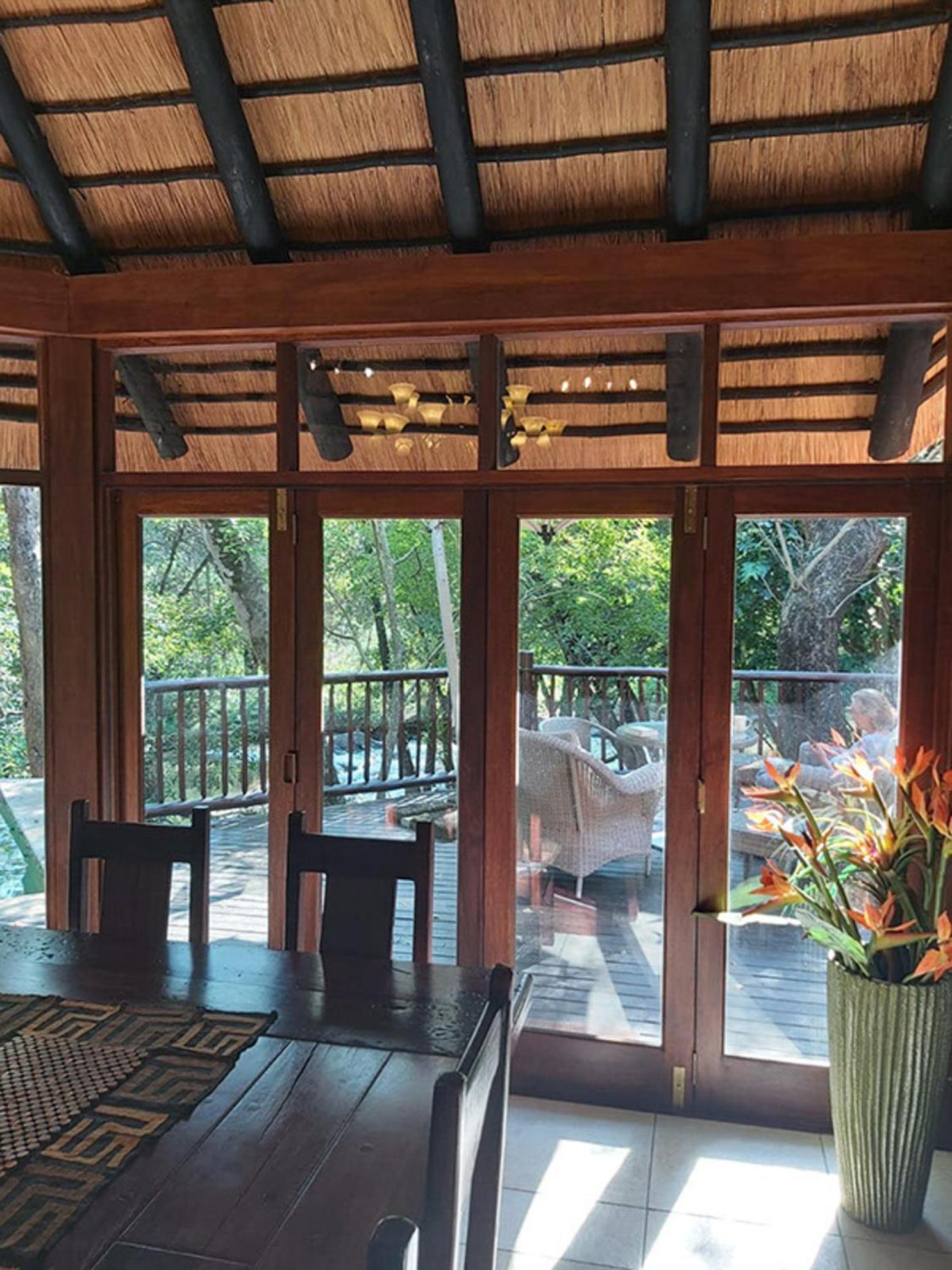 Dreamy 3 Bedroom Villa On The Edge Of The Sabie River In Kruger Park Lodge هازيفيو المظهر الخارجي الصورة